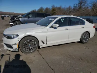 2018 BMW 5 Series 530i xDrive z VIN WBAJA7C55JWA73915, wystawiony jako Copart lot #42592435 z przebiegiem 85 371 mil mil oraz Nie do naprawy • Non repairable. Historia ofert i sprzedaży dostępna na DreamBid. Obrazek 1.