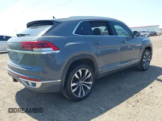 2023 Volkswagen Atlas SEL Premium R-Line z VIN 1V2FE2CA1PC218595, wystawiony jako IAAI lot #42223877 z przebiegiem 48 477 mil mil oraz . Historia ofert i sprzedaży dostępna na DreamBid. Obrazek 4.