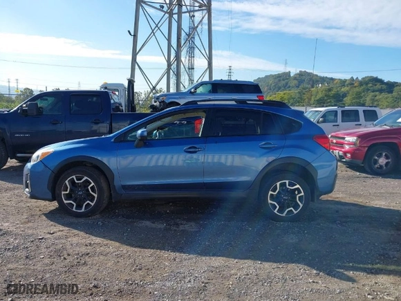 2017 Subaru Crosstrek Premium with VIN JF2GPADC8HH250699, listed as a IAAI auction lot 40510328 with 40,000 mi miles. Bid and sale history available at carsss.com. Image 13.