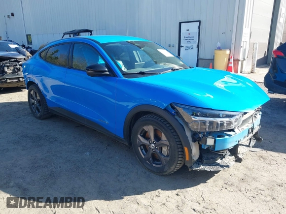 2023 Ford Mustang Mach-E Select z VIN 3FMTK1SS3PMA28535, wystawiony jako IAAI lot #42127075 z przebiegiem 28 092 mil mil oraz . Historia ofert i sprzedaży dostępna na DreamBid. Obrazek 1.