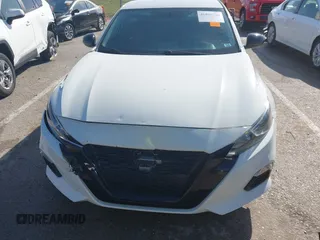 2020 Nissan Altima 2.5 S with VIN 1N4BL4BV9LC256422, listed as a IAAI auction lot 41805700 with 117,886 mi miles. Bid and sale history available at carsss.com. Image 12.