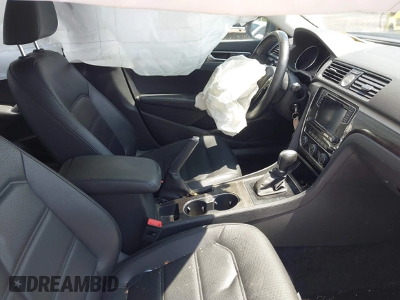 2016 Volkswagen Passat SE with VIN 1VWBS7A34GC049728, listed as a IAAI auction lot 42248027 with 83,215 mi miles and . Bid and sale history available at DreamBid. Image 5.