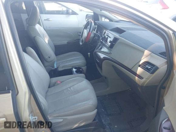 2011 Toyota Sienna XLE AAS с VIN 5TDYK3DCXBS126384, выставлен на аукционе IAAI как лот 42309297 с пробегом 229 242 миль миль и . История ставок и продаж доступна на DreamBid. Изображение 5.