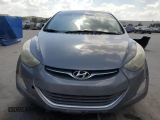 2013 Hyundai Elantra Limited z VIN 5NPDH4AEXDH397107, wystawiony jako Copart lot #57913735 z przebiegiem 147 674 mil mil oraz Szkoda całkowita • Salvage title. Historia ofert i sprzedaży dostępna na DreamBid. Obrazek 5.
