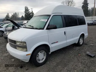 1999 Chevrolet Astro with VIN 1GNEL19W1XB186342, listed as a Copart auction lot 84715104 with 119,803 mi miles and Clean Title. Bid and sale history available at carsss.com. Image 1.