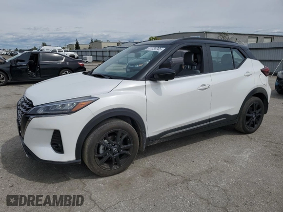 2023 Nissan Kicks SR with VIN 3N1CP5DV5PL519427, listed as a Copart auction lot 51235705 with 21,371 mi miles and Salvage Title. Bid and sale history available at carsss.com. Image 1.
