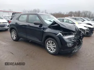 2021 Chevrolet TrailBlazer LS with VIN KL79MMS2XMB100177, listed as a IAAI auction lot 41032268 with 38,694 mi miles. Bid and sale history available at carsss.com. Image 1.