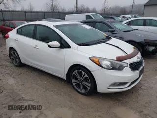 2015 Kia Forte EX with VIN KNAFZ4A86F5300520, listed as a IAAI auction lot 41473046 with 214,971 mi miles. Bid and sale history available at carsss.com. Image 1.