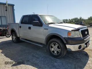 2006 Ford F-150 XLT with VIN 1FTPW14576FA46097, listed as a Copart auction lot 62087385 with 261,600 mi miles and Clean title. Bid and sale history available at DreamBid. Image 4.