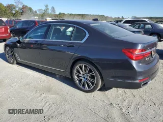 2019 BMW 7 Series 750i xDrive with VIN WBA7F2C55KB240777, listed as a Copart auction lot 76840504 with 38,250 mi miles and Salvage title. Bid and sale history available at DreamBid. Image 2.