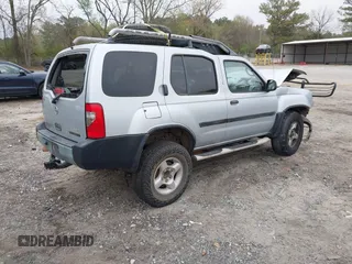 2002 Nissan Xterra XE z VIN 5N1ED28T72C530922, wystawiony jako IAAI lot #41912512 z przebiegiem 227 930 mil mil oraz . Historia ofert i sprzedaży dostępna na DreamBid. Obrazek 4.