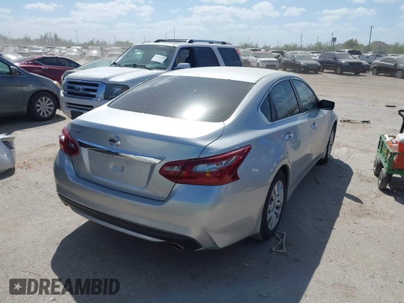 2018 Nissan Altima SV with VIN 1N4AL3AP1JC298556, listed as a IAAI auction lot 41809072 with 57,557 mi miles and . Bid and sale history available at DreamBid. Image 4.