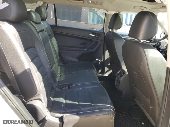2018 Volkswagen Tiguan SEL Premium with VIN 3VV5B7AXXJM002665, listed as a Copart auction lot 74933064 with 70,486 mi miles and Salvage Title. Bid and sale history available at carsss.com. Image 12.