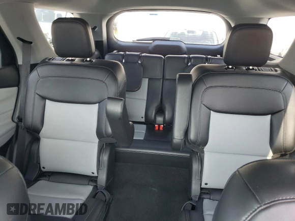 2024 Ford Explorer XLT with VIN 1FMSK8DH3RGA50909, listed as a Copart auction lot 56539375 with 26,700 mi miles and Clean title. Bid and sale history available at DreamBid. Image 10.