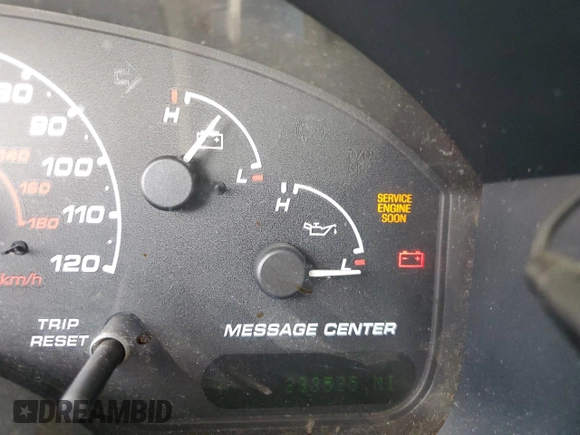 2002 Ford Explorer Eddie Bauer with VIN 1FMDU74W82ZC83948, listed as a Copart auction lot 71237084 with 233,525 mi miles and Clean title. Bid and sale history available at DreamBid. Image 9.