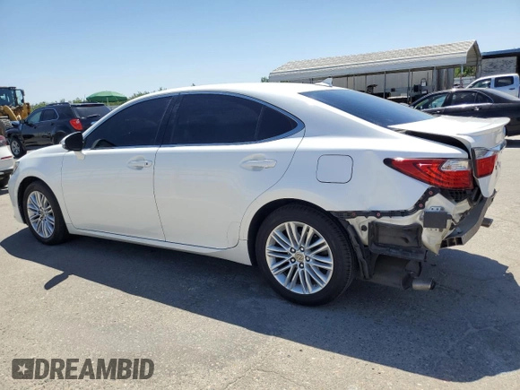 2014 Lexus ES 330 with VIN JTHBK1GG6E2110461, listed as a Copart auction lot 60861345 with 120,681 mi miles and Salvage title. Bid and sale history available at DreamBid. Image 2.