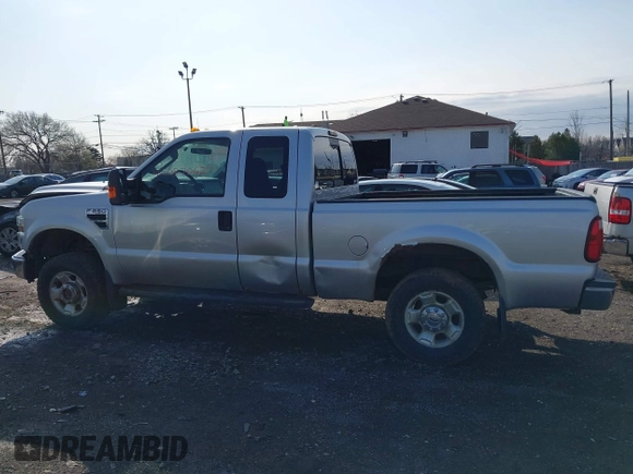2010 Ford F-250 XL z VIN 1FTSX2B52AEA96467, wystawiony jako IAAI lot #42087062 z przebiegiem 112 959 mil mil oraz . Historia ofert i sprzedaży dostępna na DreamBid. Obrazek 14.