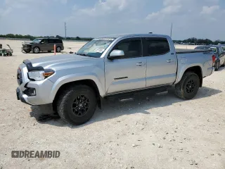 2022 Toyota Tacoma SR5 z VIN 3TMAZ5CN6NM191832, wystawiony jako Copart lot #55577055 z przebiegiem 48 922 mil mil oraz Szkoda całkowita • Salvage title. Historia ofert i sprzedaży dostępna na DreamBid. Obrazek 1.