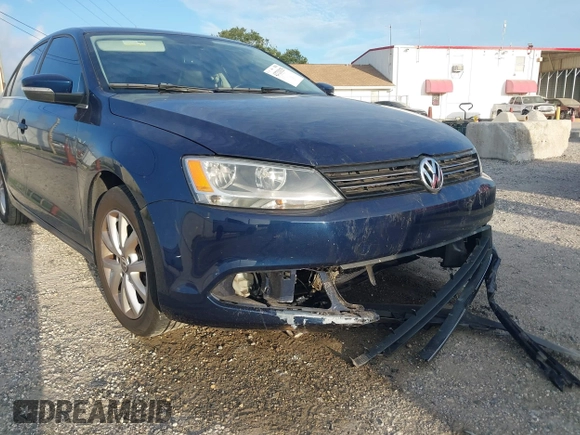 2014 Volkswagen Jetta SE with VIN 3VWD07AJ6EM417996, listed as a IAAI auction lot 42723125 with 108,952 mi miles and . Bid and sale history available at DreamBid. Image 6.