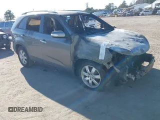 2012 Kia Sorento LX with VIN 5XYKT3A6XCG294106, listed as a IAAI auction lot 41673938 with 1 mi miles. Bid and sale history available at carsss.com. Image 1.