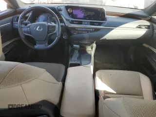 2019 Lexus ES 300h z VIN JTHB21B19K2032451, wystawiony jako Copart lot #45764795 z przebiegiem 43 645 mil mil oraz Szkoda całkowita • Salvage title. Historia ofert i sprzedaży dostępna na DreamBid. Obrazek 8.