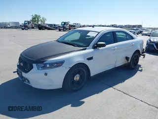 2013 Ford Police Interceptor с VIN 1FAHP2M87DG143458, выставлен на аукционе IAAI как лот 42227887 с пробегом 107 113 миль миль и . История ставок и продаж доступна на DreamBid. Изображение 2.