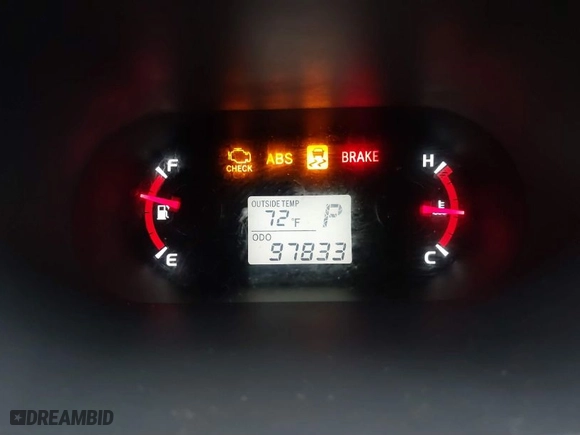 2010 Toyota Matrix S with VIN 2T1KE4EE3AC039873, listed as a IAAI auction lot 41517447 with 97,833 mi miles. Bid and sale history available at carsss.com. Image 15.