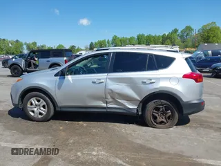2015 Toyota RAV4 LE with VIN JTMBFREV4FD119929, listed as a IAAI auction lot 42038545 with 161,764 mi miles and . Bid and sale history available at DreamBid. Image 14.
