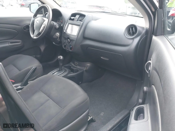 2019 Nissan Versa Sedan SV with VIN 3N1CN7AP6KL821440, listed as a IAAI auction lot 41539684 with 148,526 mi miles. Bid and sale history available at carsss.com. Image 5.
