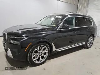 2024 BMW X7 xDrive40i with VIN 5UX23EM0XR9V32595, listed as a Copart auction lot 49742695 with 32,233 mi miles and Clean Title. Bid and sale history available at carsss.com. Image 1.
