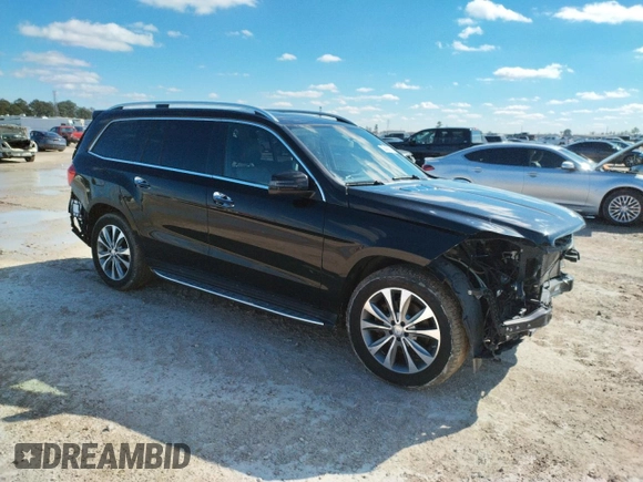 2015 Mercedes-Benz GL-Class GL 450 with VIN 4JGDF6EEXFA457890, listed as a Copart auction lot 38468883 with 62,143 mi miles. Bid and sale history available at carsss.com. Image 4.