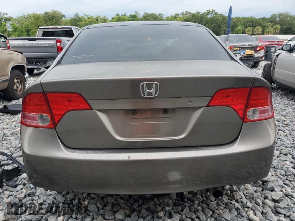 2008 Honda Civic LX z VIN 2HGFA16508H302686, wystawiony jako Copart lot #58525985 z przebiegiem 124 055 mil mil oraz Szkoda całkowita • Salvage title. Historia ofert i sprzedaży dostępna na DreamBid. Obrazek 6.