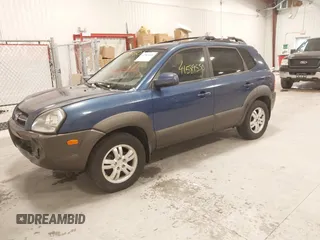 2006 Hyundai Tucson GLS with VIN KM8JN12D66U409645, listed as a IAAI auction lot 41589550 with 111,850 mi miles. Bid and sale history available at carsss.com. Image 2.