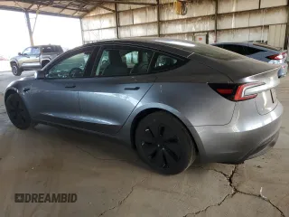 2025 Tesla Model 3 Long Range z VIN 5YJ3E1EB8SF922812, wystawiony jako Copart lot #48794645 z przebiegiem 1 731 mil mil oraz Szkoda całkowita • Salvage title. Historia ofert i sprzedaży dostępna na DreamBid. Obrazek 2.
