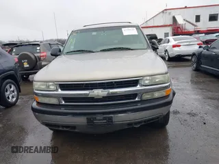 2003 Chevrolet Suburban LT z VIN 3GNFK16Z23G208162, wystawiony jako IAAI lot #41508649 z przebiegiem 329 695 mil mil oraz . Historia ofert i sprzedaży dostępna na DreamBid. Obrazek 11.