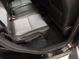 2017 Ford Escape SE with VIN 1FMCU9G98HUE31244, listed as a IAAI auction lot 40985971 with 88,067 mi miles. Bid and sale history available at carsss.com. Image 8.
