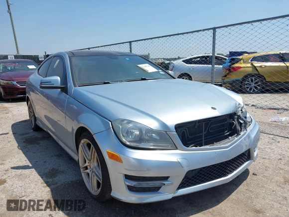 2013 Mercedes-Benz C 250 с VIN WDDGJ4HB1DG113838, выставлен на аукционе IAAI как лот 42338738 с пробегом 168 206 миль миль и . История ставок и продаж доступна на DreamBid. Изображение 1.