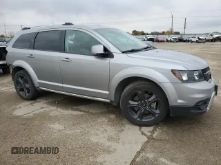 2019 Dodge Journey Crossroad z VIN 3C4PDDGGXKT771293, wystawiony jako Copart lot #80137264 z przebiegiem 101 396 mil mil oraz Szkoda całkowita • Salvage title. Historia ofert i sprzedaży dostępna na DreamBid. Obrazek 4.