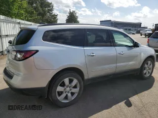 2016 Chevrolet Traverse LT z VIN 1GNKRGKD5GJ336391, wystawiony jako Copart lot #56931485 z przebiegiem 122 789 mil mil oraz Szkoda całkowita • Salvage title. Historia ofert i sprzedaży dostępna na DreamBid. Obrazek 3.