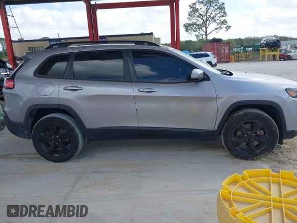 2019 Jeep Cherokee Latitude Plus с VIN 1C4PJMLB9KD375266, выставлен на аукционе IAAI как лот 41717636 с пробегом 69 415 миль миль и . История ставок и продаж доступна на DreamBid. Изображение 13.