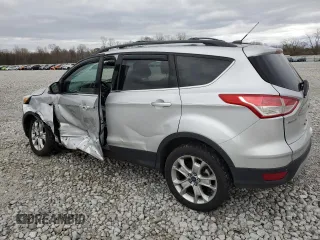 2013 Ford Escape SEL with VIN 1FMCU0H96DUC43102, listed as a Copart auction lot 53443585 with 136,813 mi miles and Salvage Title. Bid and sale history available at carsss.com. Image 2.