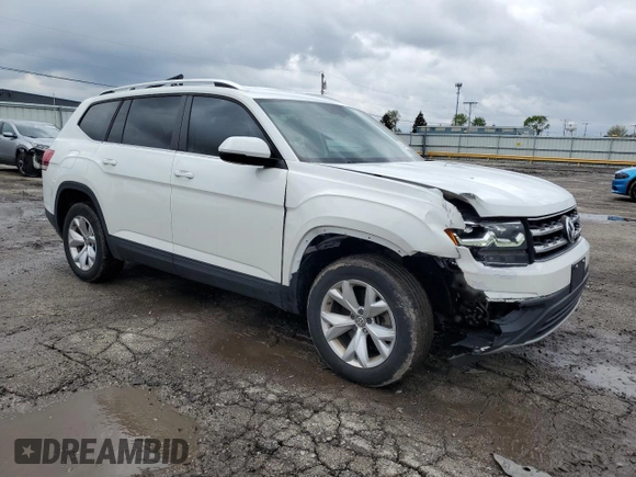 2018 Volkswagen Atlas SE with VIN 1V2KR2CA3JC546563, listed as a Copart auction lot 55458335 with 126,384 mi miles and Salvage title. Bid and sale history available at DreamBid. Image 4.