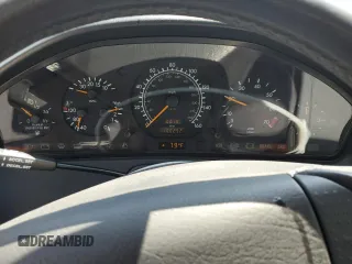 1997 Mercedes-Benz SL 500 z VIN WDBFA63F5VF143197, wystawiony jako Copart lot #45003735 z przebiegiem 100 252 mil mil oraz Szkoda całkowita • Salvage title. Historia ofert i sprzedaży dostępna na DreamBid. Obrazek 9.