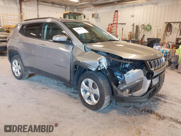 2018 Jeep Compass Latitude z VIN 3C4NJDBBXJT403674, wystawiony jako IAAI lot #42015795 z przebiegiem 86 329 mil mil oraz . Historia ofert i sprzedaży dostępna na DreamBid. Obrazek 1.