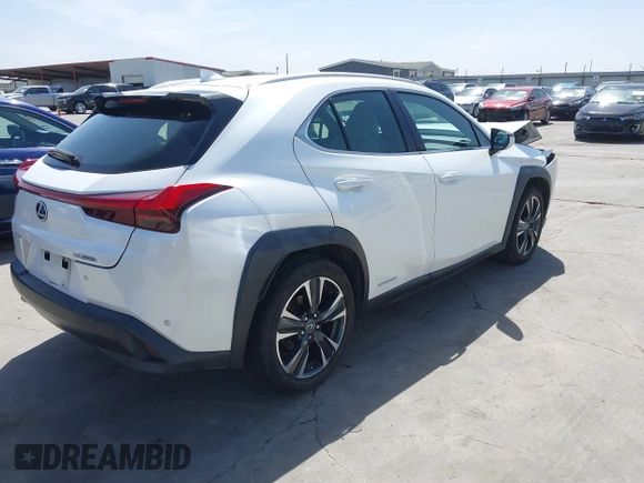 2020 Lexus UX with VIN JTHP9JBH6L2031919, listed as a IAAI auction lot 41816968 with 57,848 mi miles. Bid and sale history available at carsss.com. Image 4.