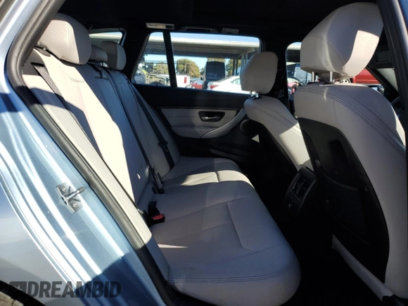 2014 BMW 3 Series 328i xDrive with VIN WBA3G7C52EKN36613, listed as a Copart auction lot 82602954 with 129,492 mi miles and Salvage Title. Bid and sale history available at carsss.com. Image 10.