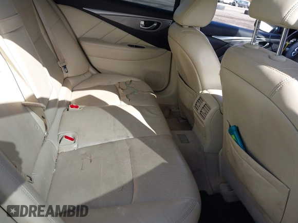 2014 Infiniti Q50 Premium with VIN JN1BV7AR9EM701624, listed as a IAAI auction lot 41711699 with 119,418 mi miles. Bid and sale history available at carsss.com. Image 8.