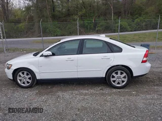 2007 Volvo S40 2.4L with VIN YV1MS390972278887, listed as a IAAI auction lot 42044268 with 150,958 mi miles. Bid and sale history available at carsss.com. Image 14.