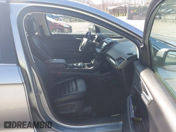 2020 Ford Edge SEL z VIN 2FMPK4J93LBB01318, wystawiony jako IAAI lot #42038334 z przebiegiem 73 435 mil mil oraz . Historia ofert i sprzedaży dostępna na DreamBid. Obrazek 5.
