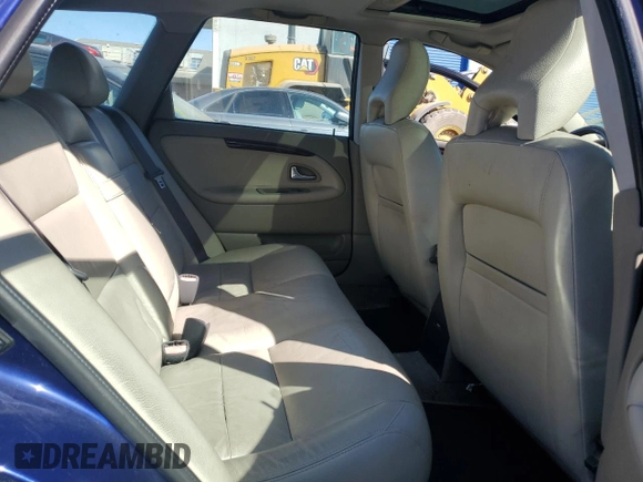 2004 Volvo V40 z VIN YV1VW27524F027635, wystawiony jako Copart lot #76744664 z przebiegiem 130 302 mil mil oraz Tytuł czysty. Historia ofert i sprzedaży dostępna na DreamBid. Obrazek 11.